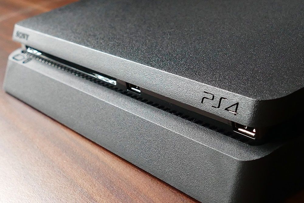 PlayStation 4 Slim