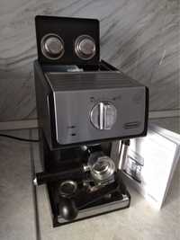 Кофеварка Delonghi