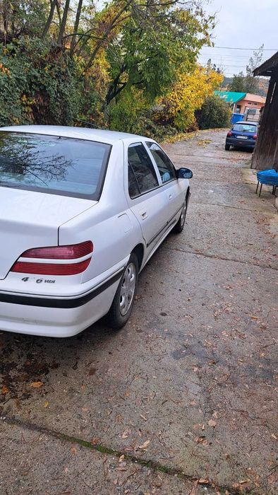 Продавам Peugeot 406 2000 кубика 90 коня