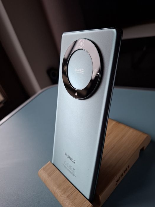 Telefon HONOR – Stare impecabilă, ca nou – 600 lei