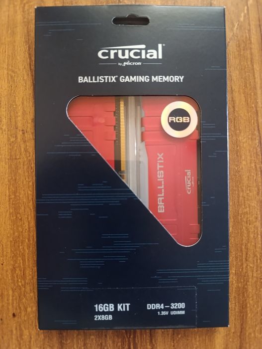 Crucial (2×8) 3200Ггц. DDR4.