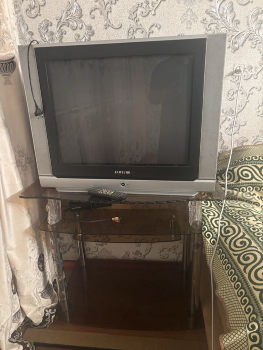 Продаю телевизор