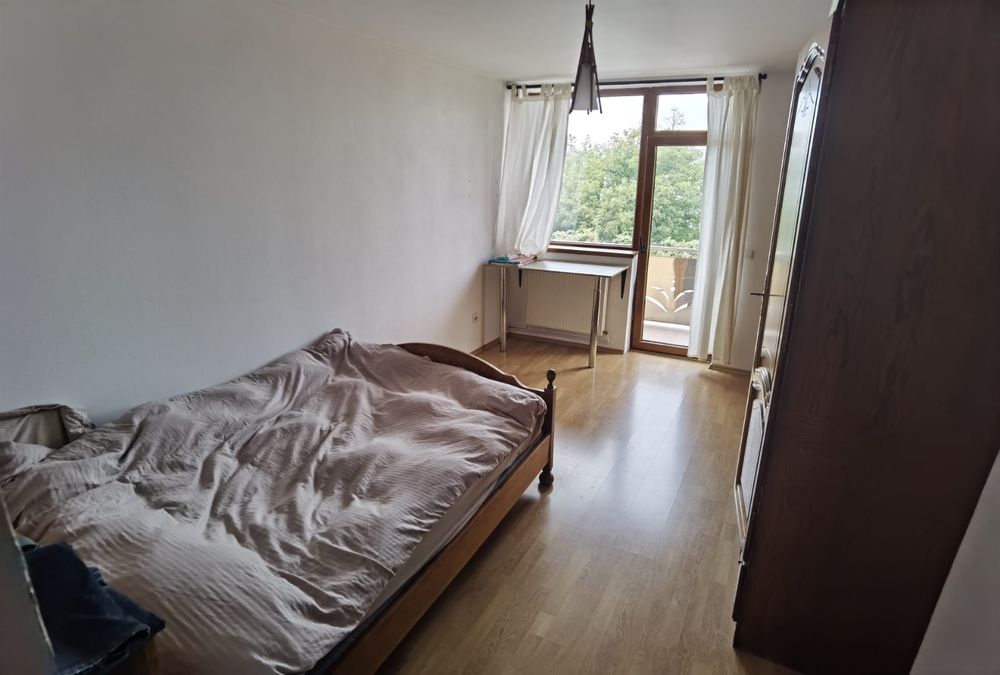 Apartament 3 camere de închiriat strada Pedagogilor