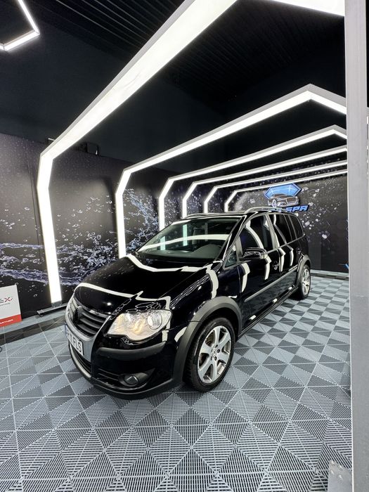 Vw Touran Cross   2.0 TDI