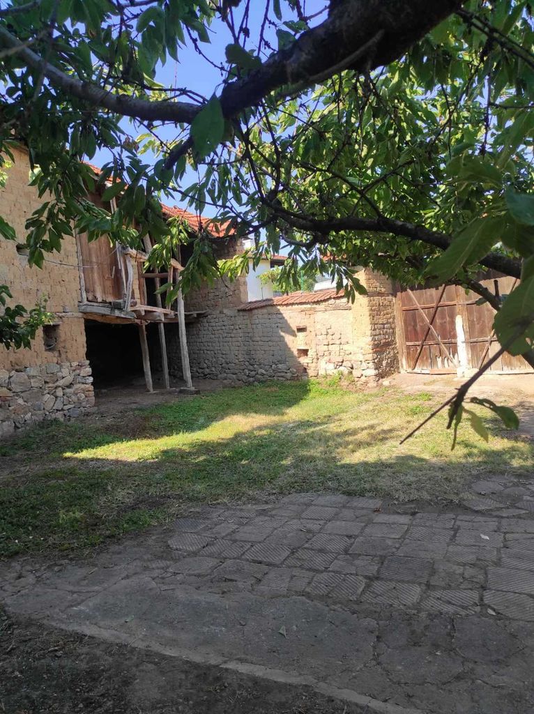 Продава се Къща в с. Елхово, Област Стара Загора - 190 кв.м за 121 €/кв.м - Снимка #3