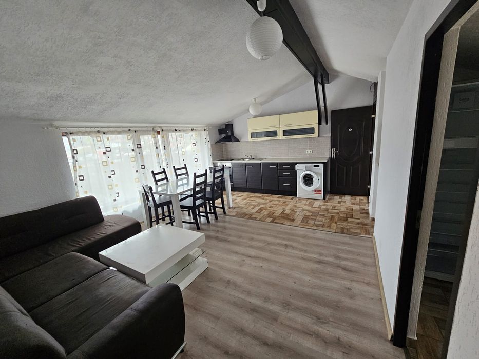 Apartament 3 camere Pretul include și cheltuielile lunare  Valea lupul