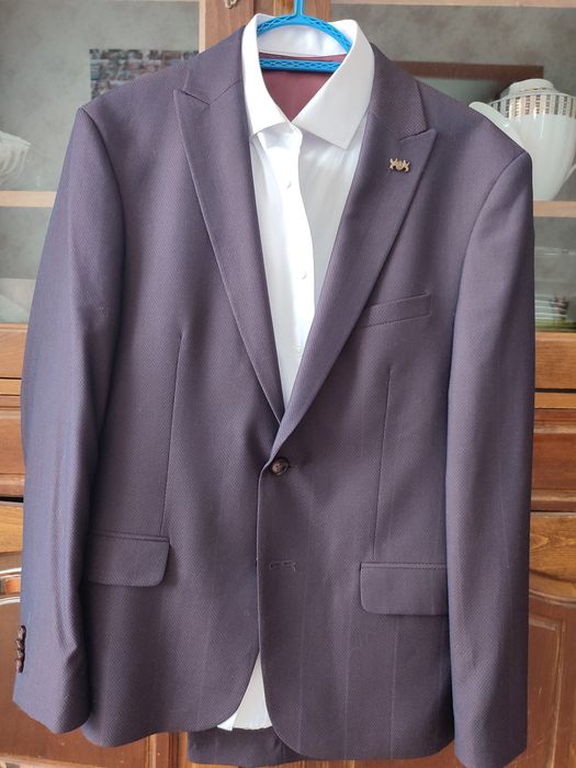 Мужской костюм тройка