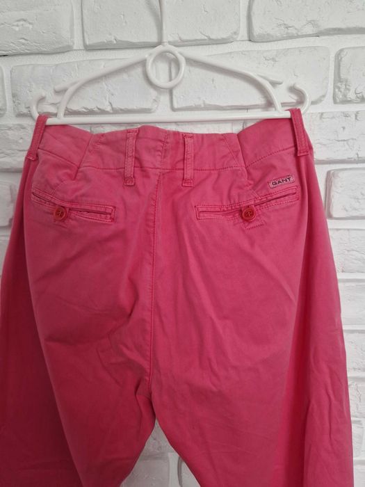 Pantaloni Gant pentru femei