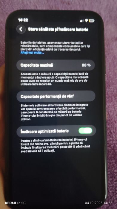 Vând iPhone 11 impecabil