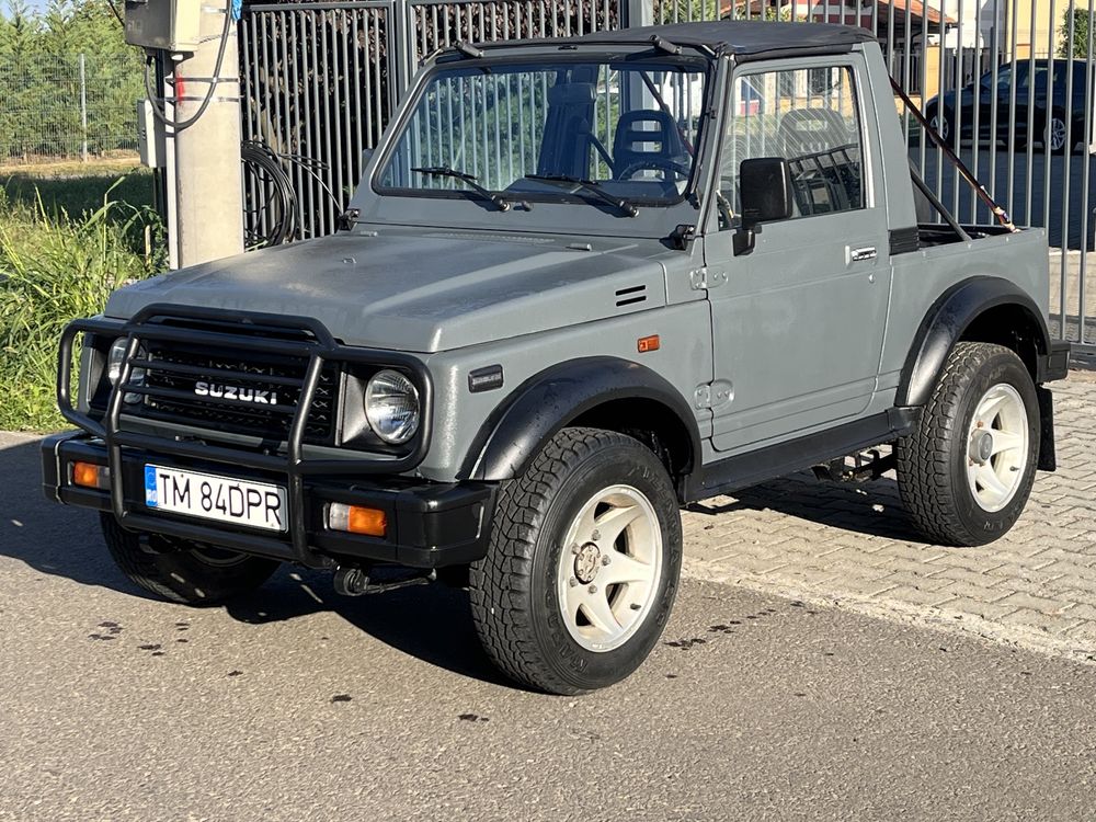 Suzuki samurai SJ 700