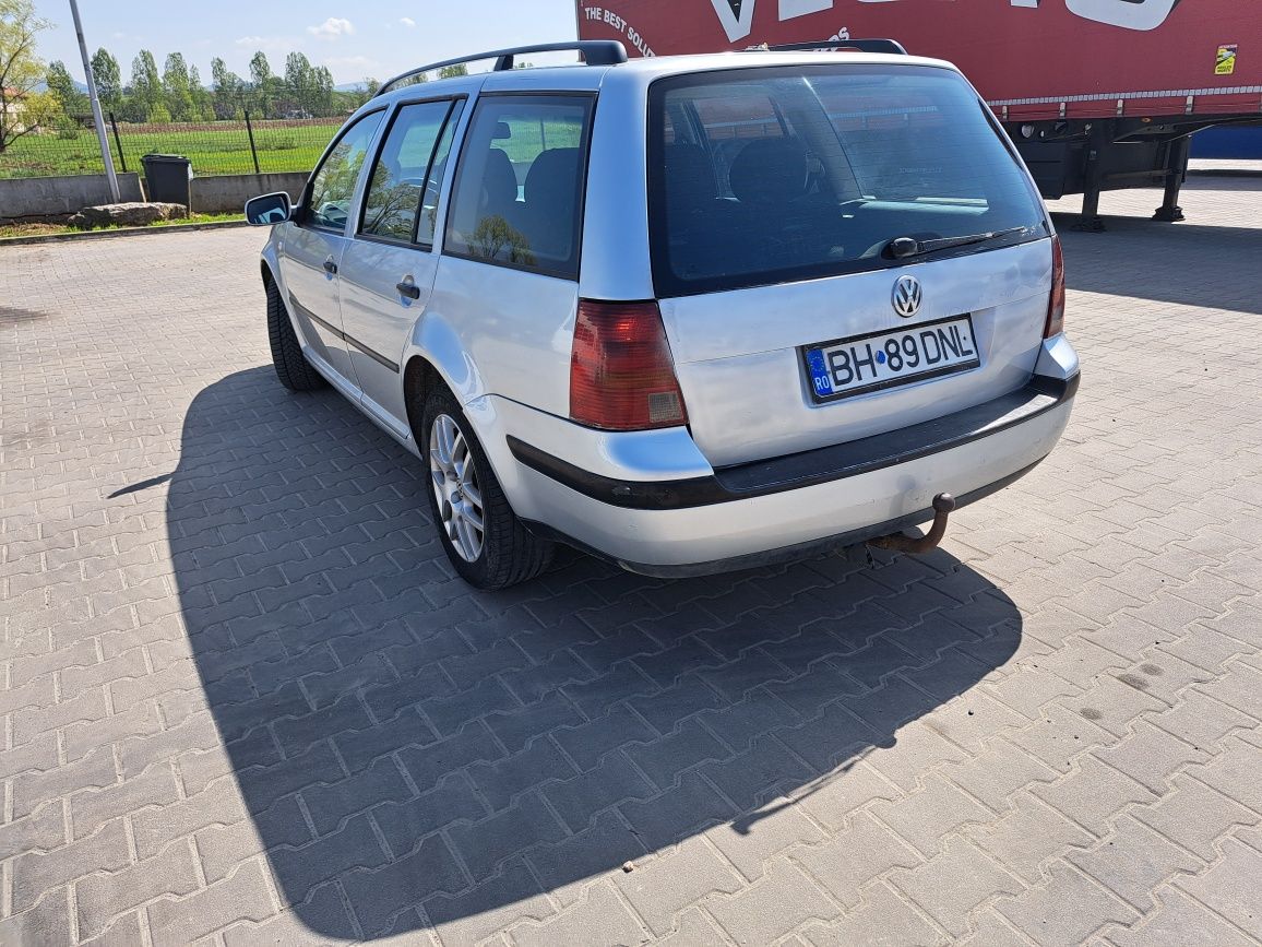 Golf IV 1.9 T.D.i Euro 4 an 2006 luna 11