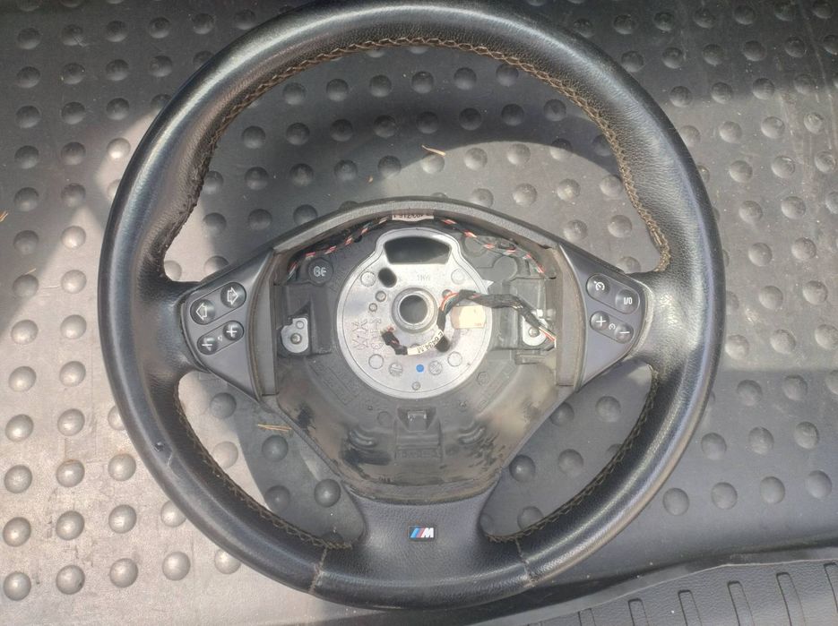 Волан M-Tech за BMW E39 без лентов кабел