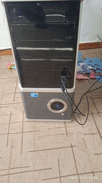 Компьютер с монитором