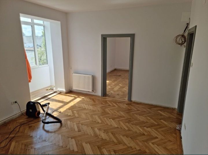 ZugravAmenajari interioare și exterioare