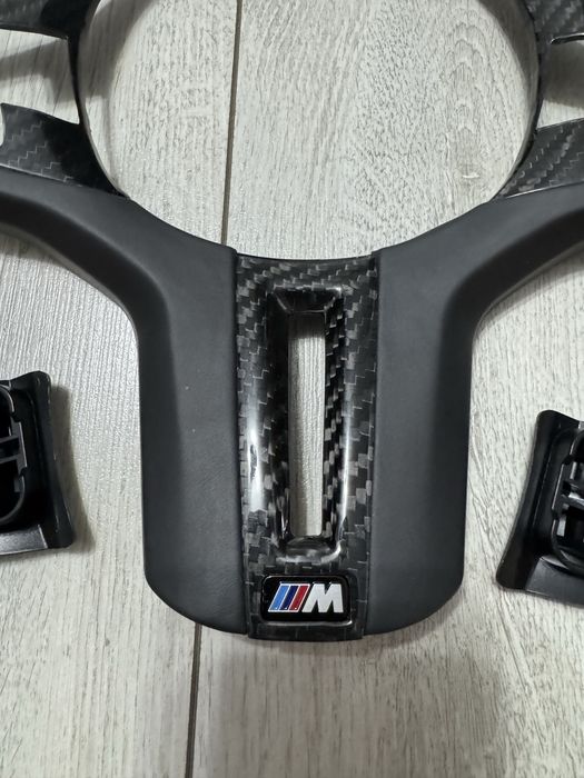 Trim volan carbon bmw g30