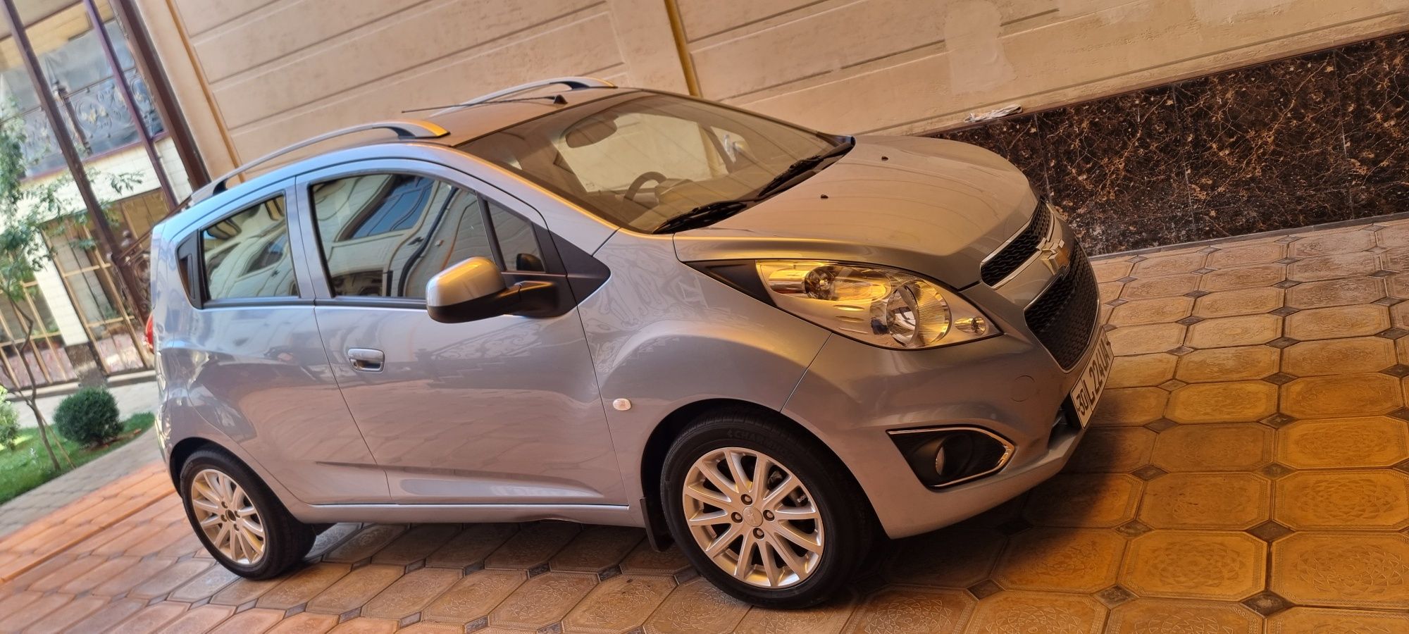 Spark Avtomat 4-pozitsa full 2020-yil kraskasi tozza / probeg 40ming