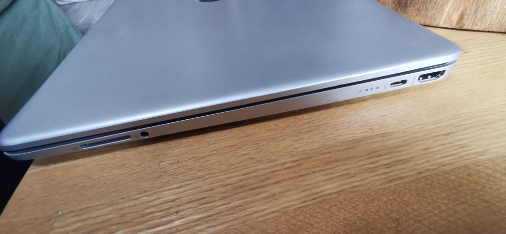 Laptop HP I5, 8gb Ram, 256 gb ssd