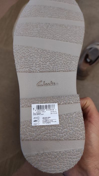 Pantofi Clarks noi din piele casual maro
