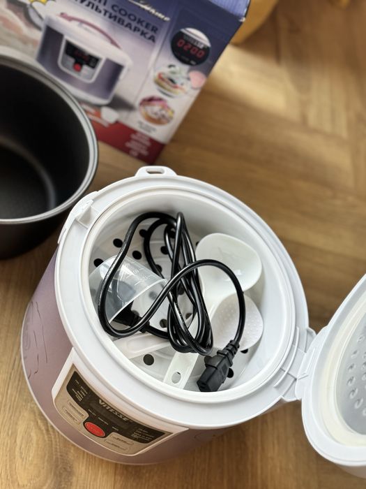 Multicooker/oală miltifuncțională folosită o singură dată