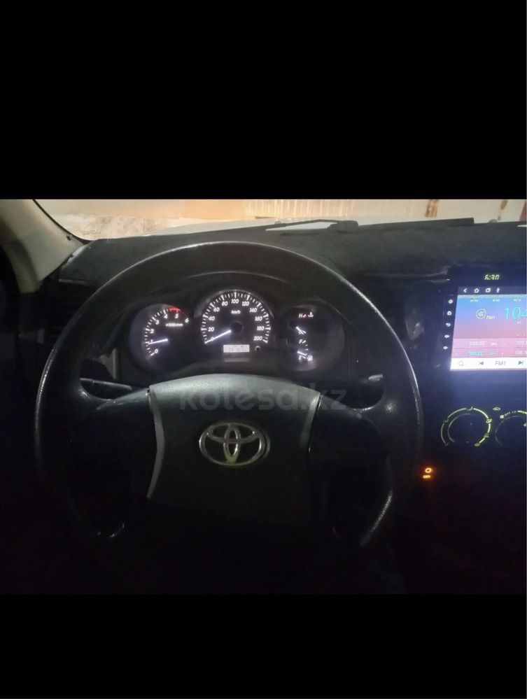 Toyota HILUX 2011г.