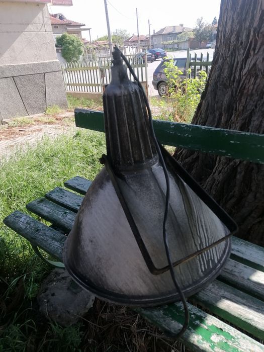 Индустриална лампа