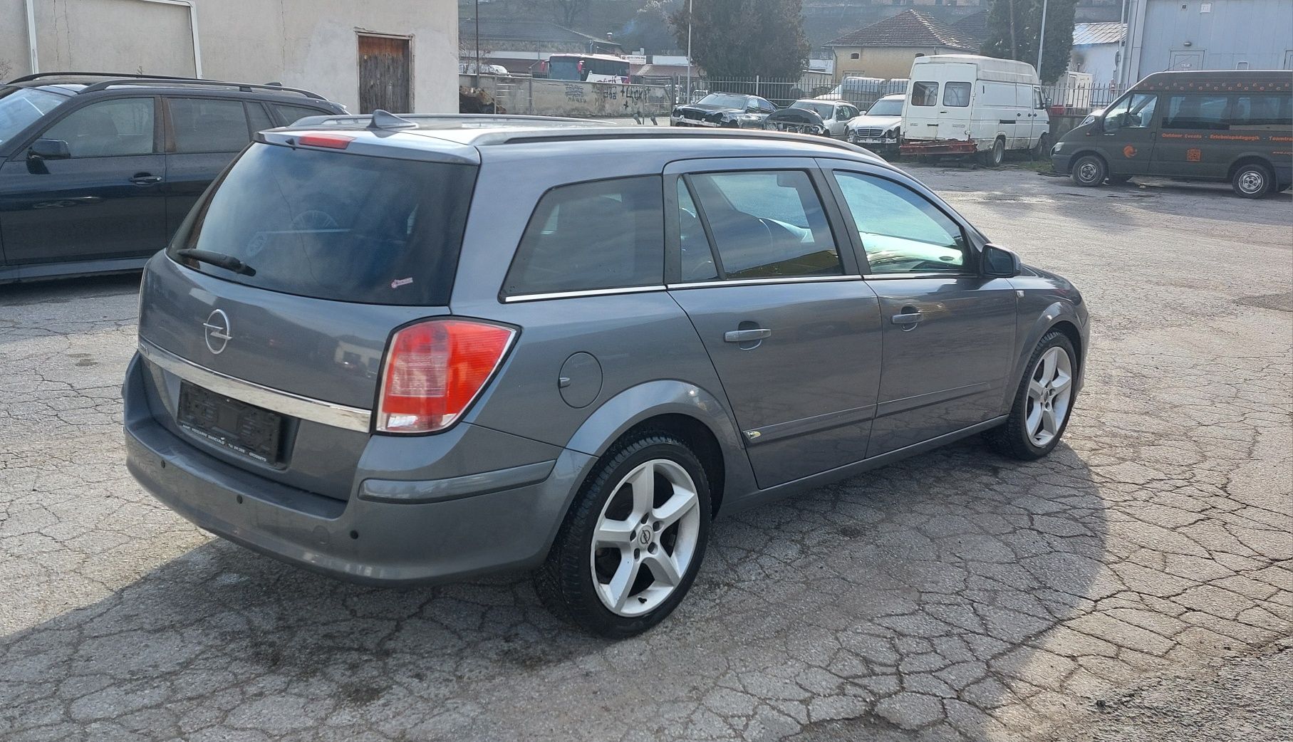 Опел Астра 1.7 CDTI COSMO