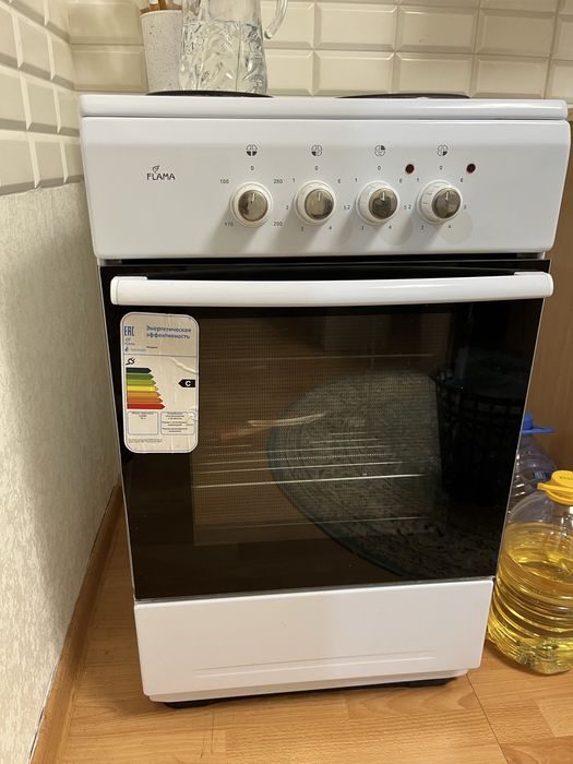 Продам электрическую плиту.