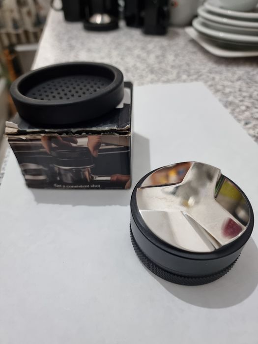 Distribuitor / Nivelator cafea 58mm – stare foarte bună, cu cutie