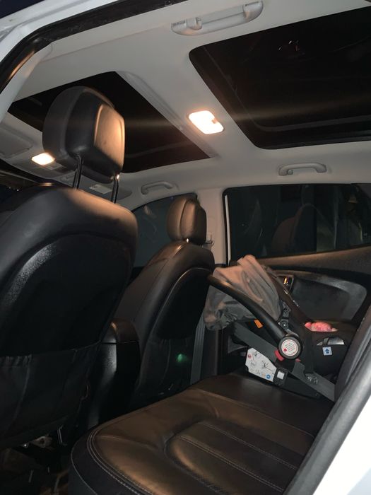 Hyundai ix35 2.0 CRDi 4x4 Full – Piele, Trapa, Scaune Încălzite