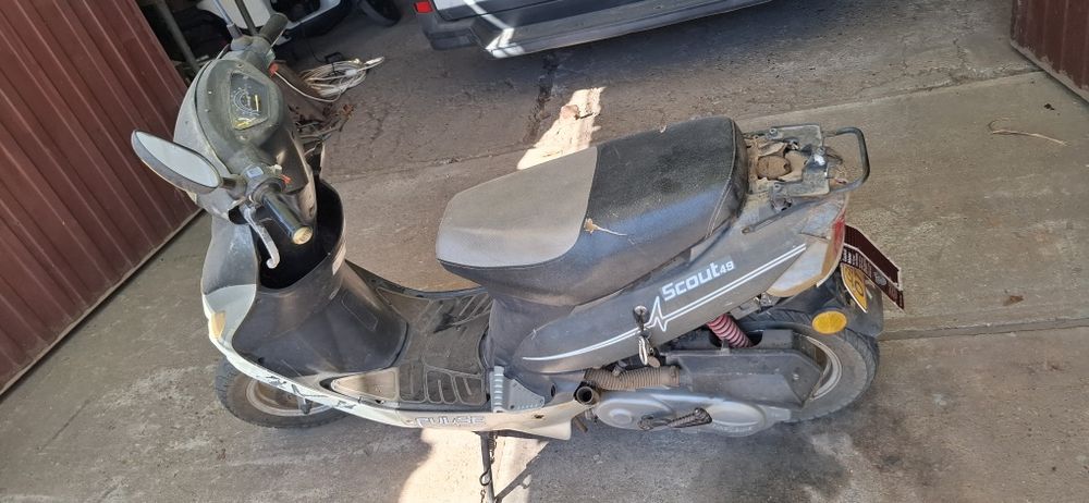 Scuter schimb cu boxa telefon  trotineta bicicleta scuter electric