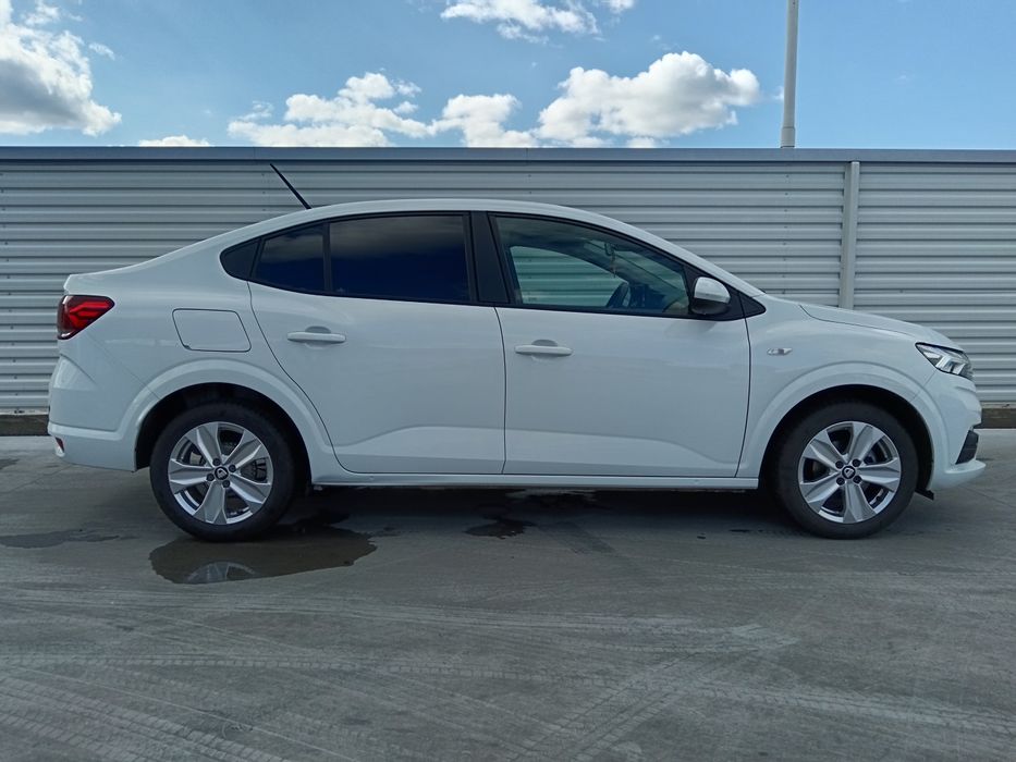 Vând Dacia Logan 3 an fabricație 2022 Decembrie