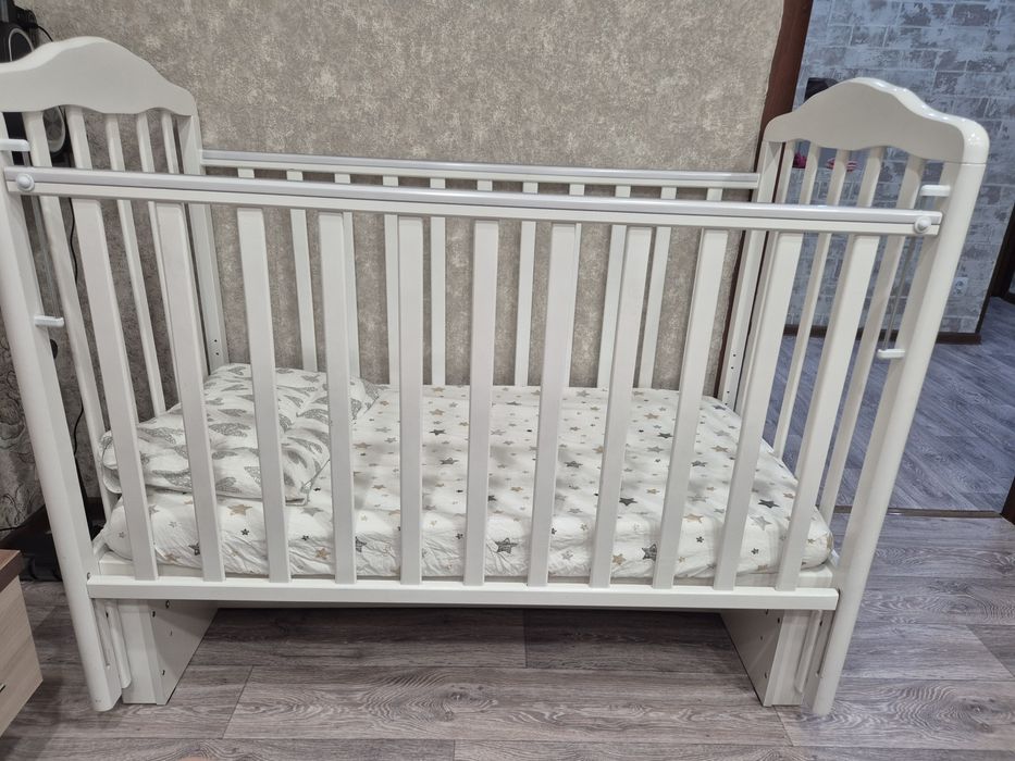 Продам детскую кроватку в хорошем состоянии