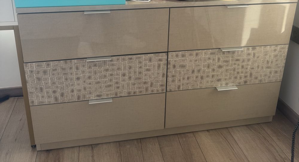 Скрин с чекмеджета