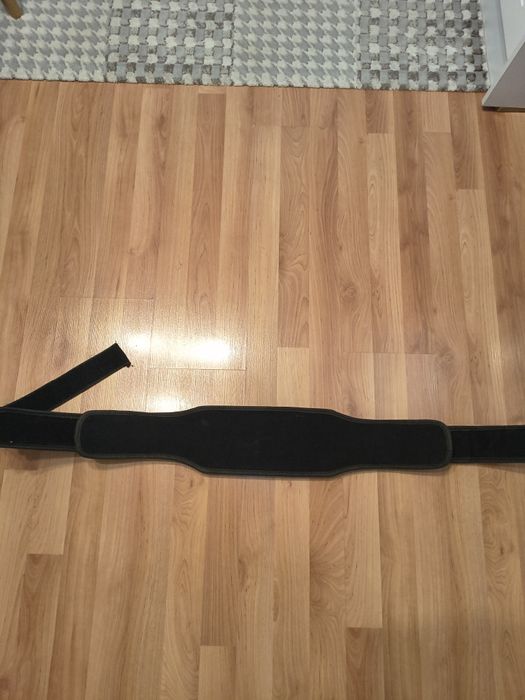 Колан за вдигане на тежести