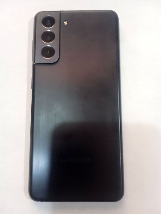 Kreditga telefonlar Siz Xohlagan turdagi 4milliongacha bo'lgan telefon