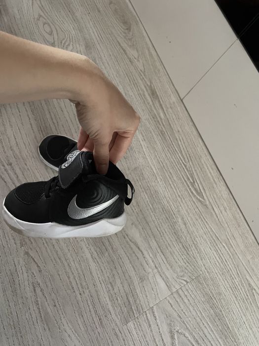 Маратонки nike 21 номер