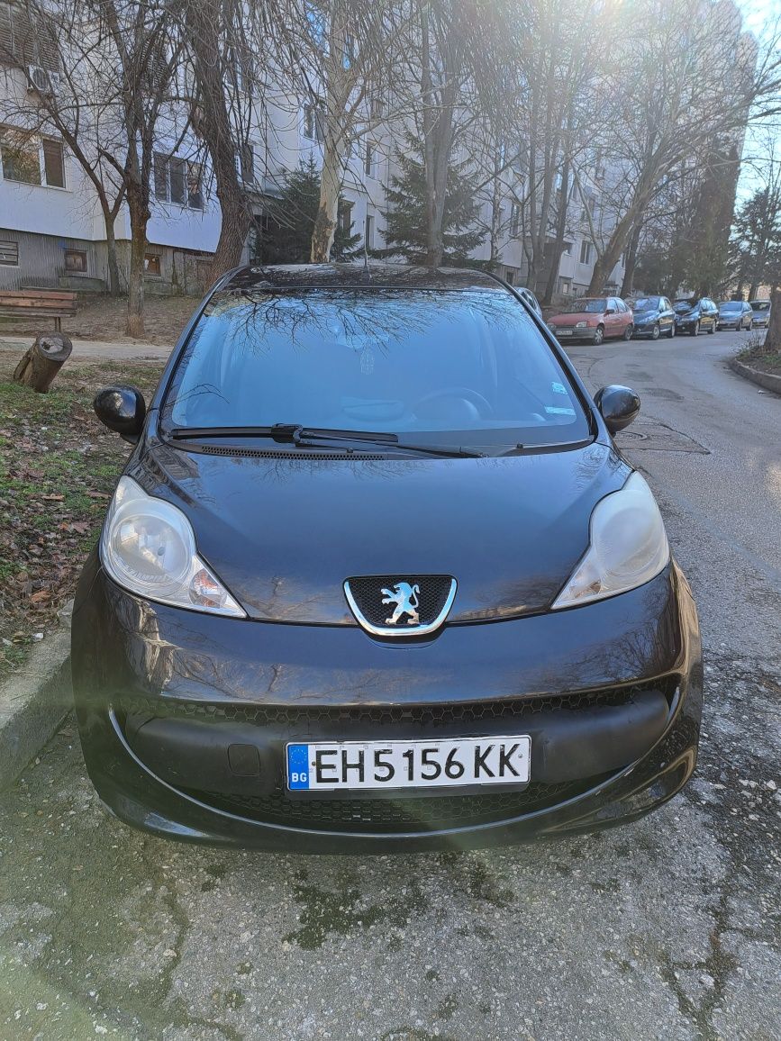 Лек автомобил Пежо 107