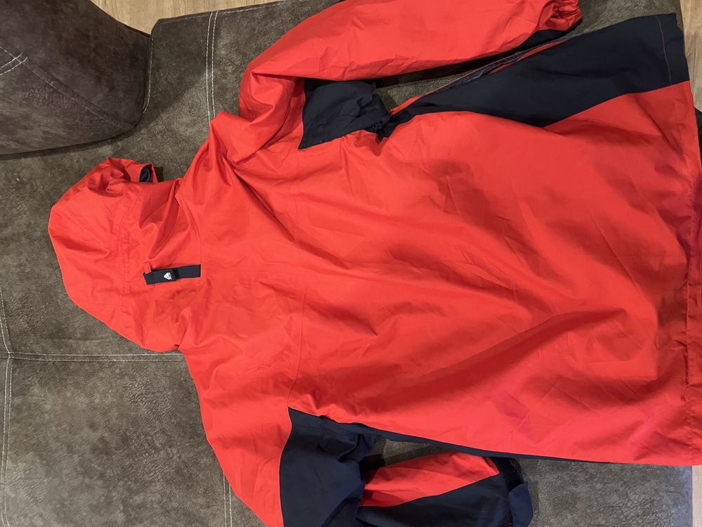 Nike ACG fit storm Jacket