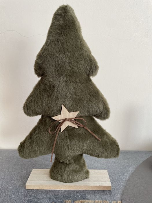 Brad de Crăciun din pâzlă cu ornament