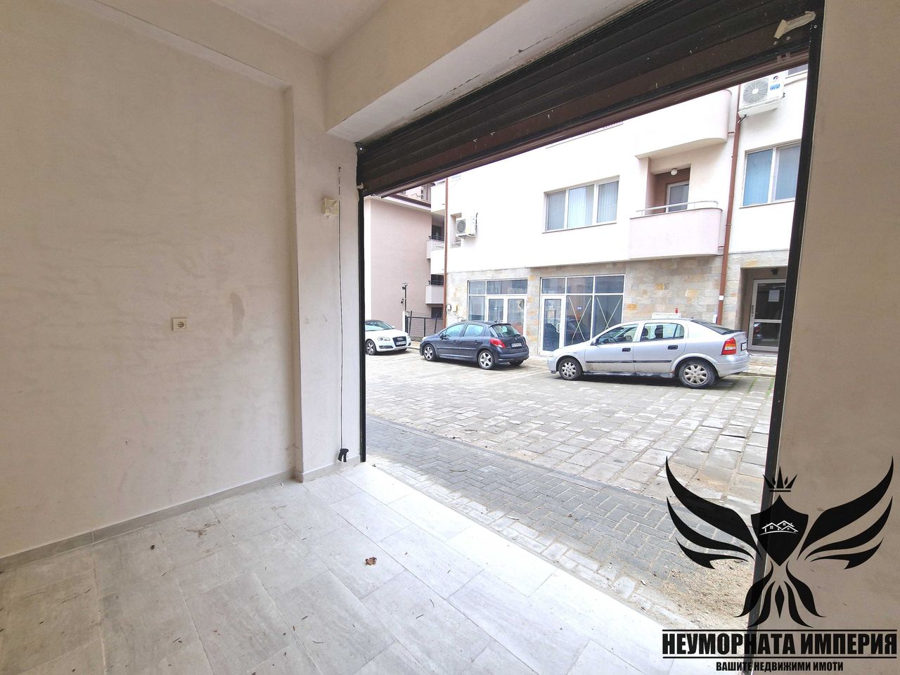 Дава се под наем Гараж / Паркомясто в Асеновград - 20 кв.м за 79 € - Снимка #2