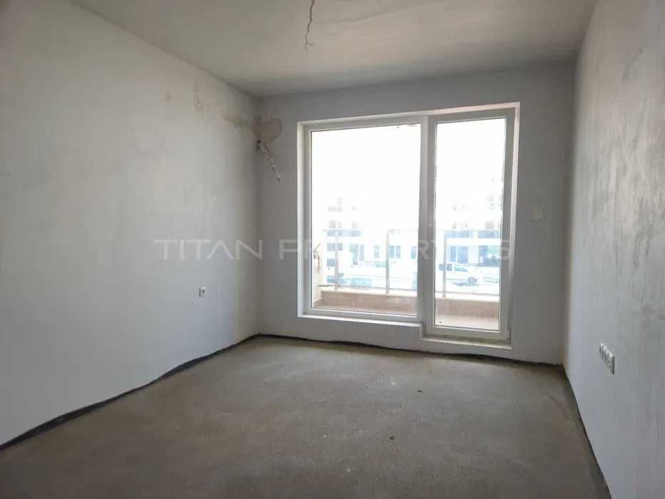 Продава се Двустаен апартамент в Пловдив, Остромила - 63 кв.м за 1207 €/кв.м - Снимка #8