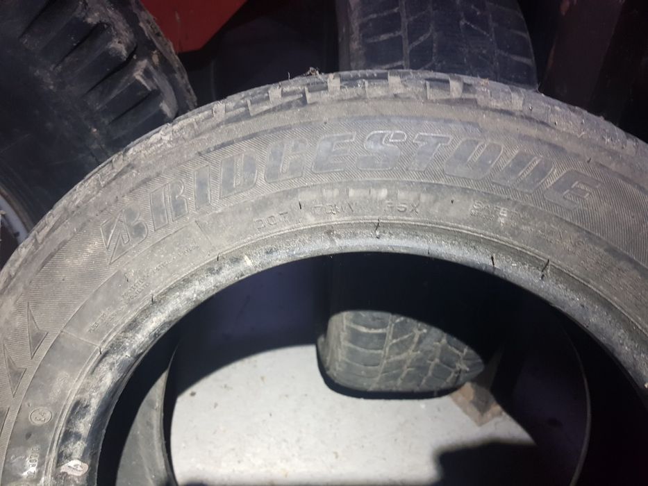 Anvelope Bridgestone Blizzak LM 25T 195/60/16 - M+S iarna.