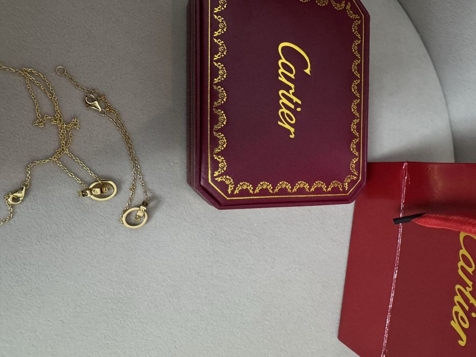 Cartier-Дамски комплект оригинални чисто нови гривна и колие