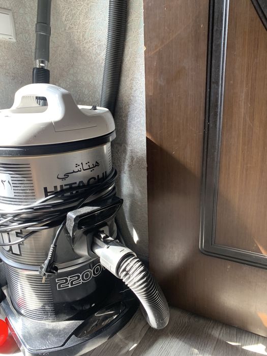 Продам пылесос Hitachi