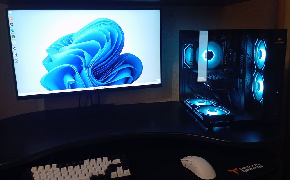 Игровой ПК i5-12400F / RTX 5060 / 32GB / 1TB SSD + Монитор 27" 180Гц