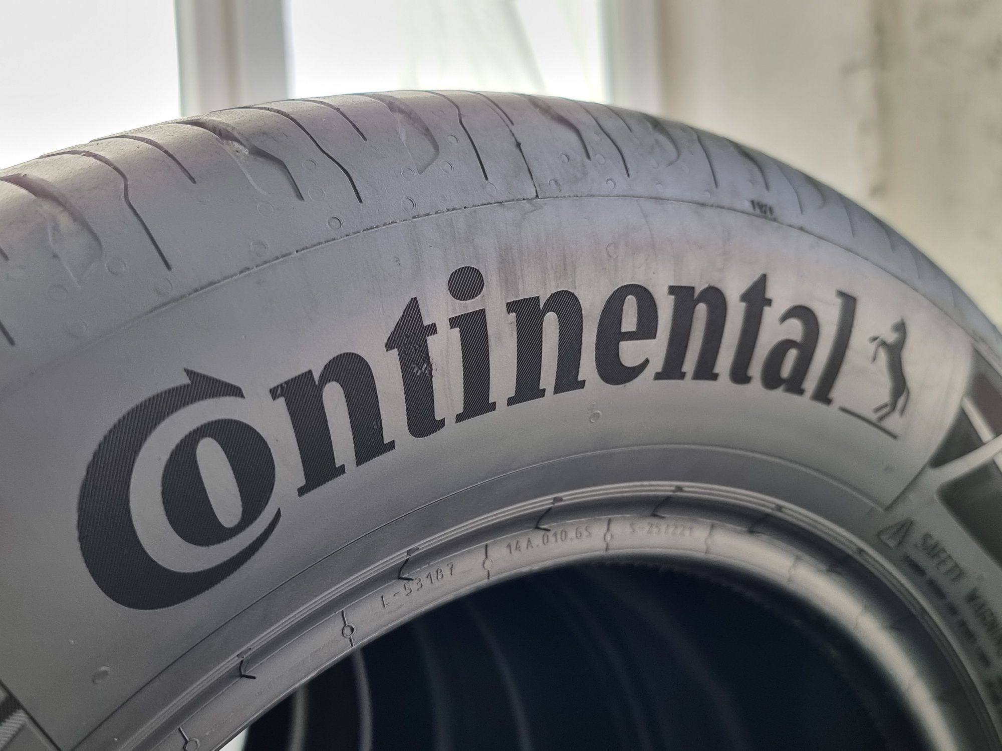 "Dot 23" 205/60/16 Continental 4Броя: 280лв 6мм