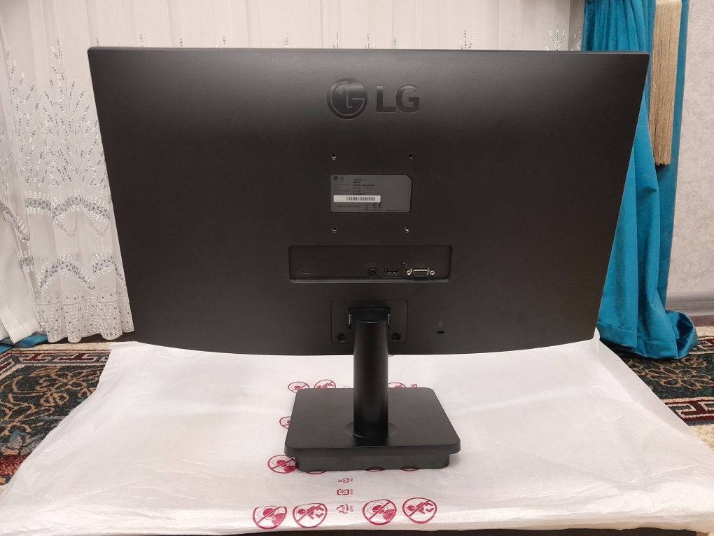 Монитор lg 24 mp400-b