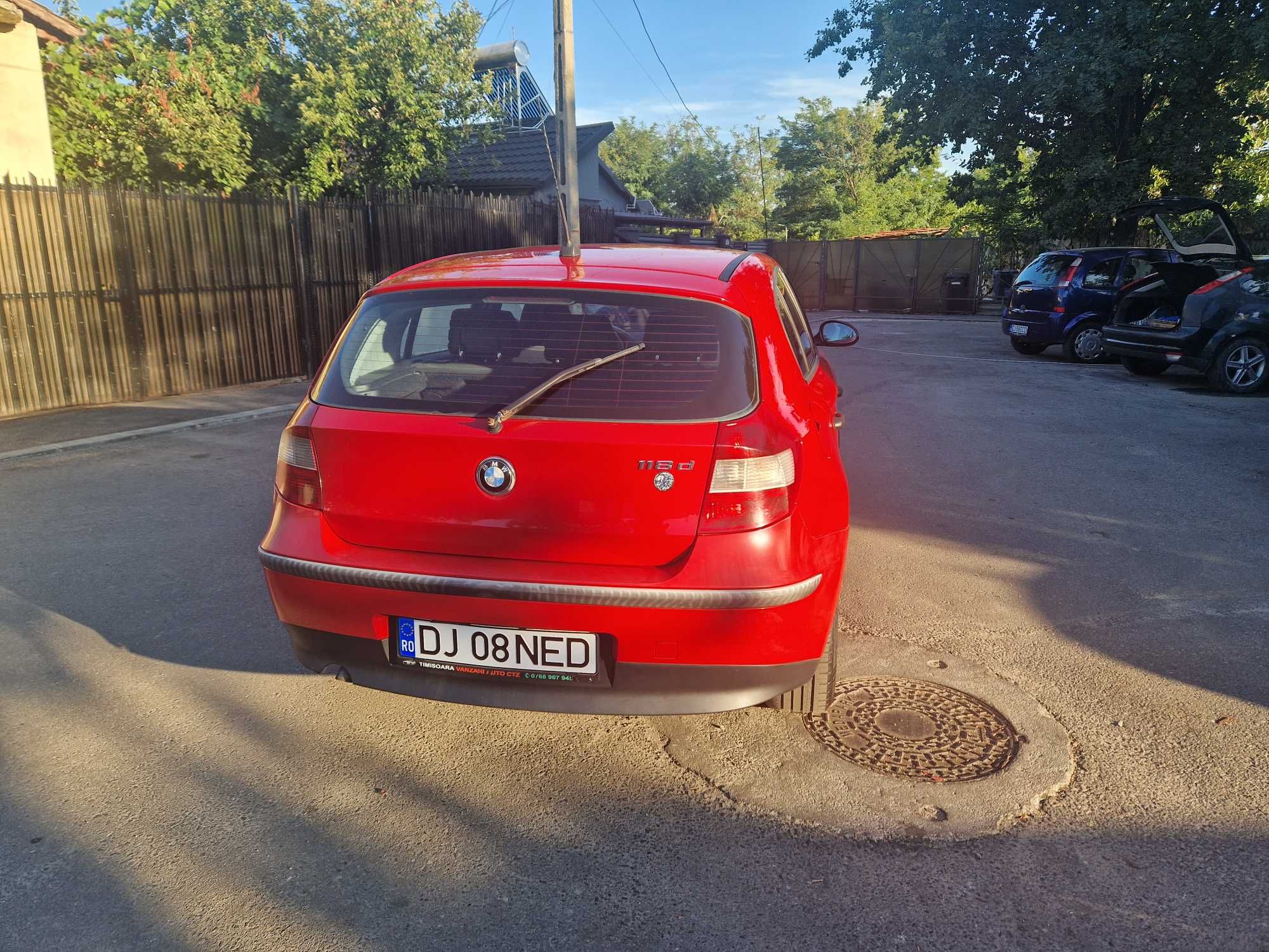 Bmw seria 1 culoarea rosie Super pret