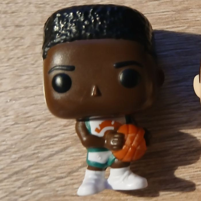 Обмен яица kinder joy stranger things