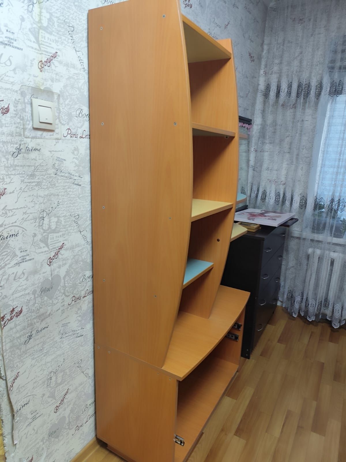 Продам шкаф для одежды и книг